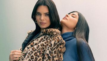 Para quienes sepan de nieve pero no de celebrities, cabe recordar que Kendall (25) y Kylie Jenner (23) las peque?as del clan Kardashian, pero que est¨¢n superando a sus hermanas. Kendall es la mujer mejor pagada de Instagram (gana 14 millones en un a?o por las fotos que sube), solamente superada por Ronaldo y Messi. Kylie, por su parte, es la mujer joven m¨¢s ricas del mundo y puede ganar 1,1 millones de d¨®lares por cada foto que sube.