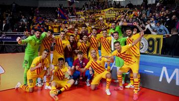 El Bar&ccedil;a celebra su pase a la final de Champions en Riga.