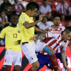 Bolaños y Noboa, las bajas de Ecuador ante Colombia