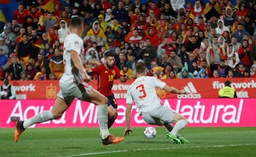 Jordi Alba marcó el 1-1 tras una gran jugada y un pase de Marco Asensio.