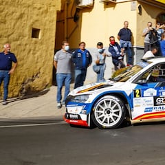Efrén Llarena pelea a muerte por el subcampeonato en Canarias