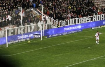 0-1. Sergio García marcó el primer tanto.