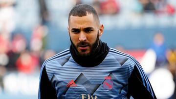 Lizarazu echa gasolina al fuego: "Benzema expresa su frustraci¨®n"