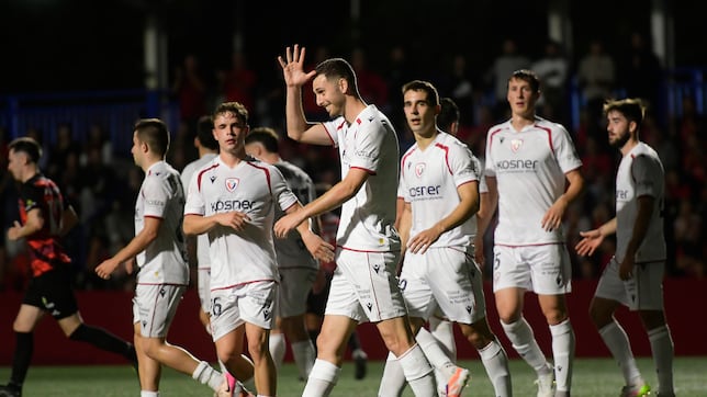 Un hat-trick de Raúl acaba con el sueño del Sant Jordi