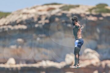 Messi, Luis Suárez y Cesc en sus vacaciones familiares en Ibiza.
 