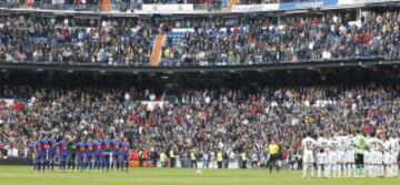 Minuto de silencio por el fallecimiento del abuelo de Sergio Ramos.