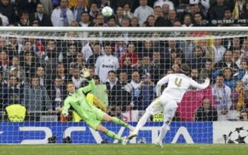 25/04/2012 Semifinal de la Champions League Real Madrid-Bayern 2-1. En la tanda de penaltis, Sergio Ramos falló el penalti decisivo mandando el balón al Limbo.