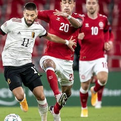 Yannick Carrasco, liberado por Bélgica para que aclare su futuro