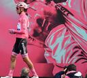 La vida en rosa para el líder del Giro, Joao Almeida