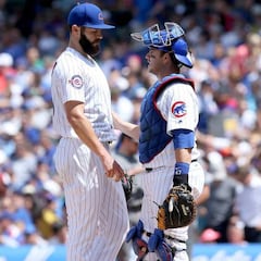 Jake Arrieta recuerda el amargo sabor de la derrota
