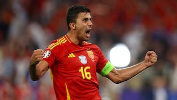 Soccer Football - Euro 2024 - Semi Final - Spain v France - Munich Football Arena, Munich, Germany - July 9, 2024 Spain's Rodri celebrates after the match REUTERS/Leonhard Simon