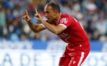 El lateral del equipo cartagenero hizo un buen partido hasta el punto de ser uno de los goleadores del equipo. A pesar de la situación del equipo se le ve con ganas de demostrar su calidad.