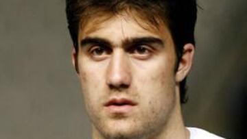 El internacional griego Papastathopoulos ficha por el Milan