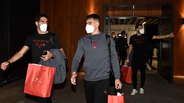 Raúl García, con Dani García camino de Vitoria