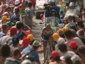 Marco Pantani en la subida al Alpe-d'Huez del Tour de Francia de 1995 (12 de julio de 1995).