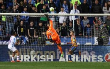 El gol en propia puerta de Kameni ante el Valencia