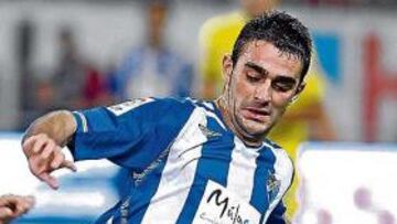 <b>EN PRIMERA. </b>Adrián es el único de los cedidos en España que está actuando en Primera.