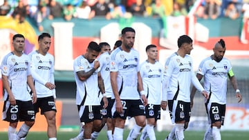 Futbol, Audax Italiano vs Colo Colo.
Fecha 15, Liga de Primera 2025.
Los jugadores de Colo Colo lamentan la derrota contra Audax Italiano durante el partido de primera division disputado en el estadio Bicentenario de La Florida en Santiago, Chile.
22/06/2025
Felipe Zanca/Photosport
Football, Audax Italiano vs Colo Colo.
15st turn, 2025 First division league.
Colo ColoÕs players reacts after loosing against Audax Italiano during the first division match held at the Bicentenario de La Florida stadium in Santiago, Chile.
22/06/2025
Felipe Zanca/Photosport