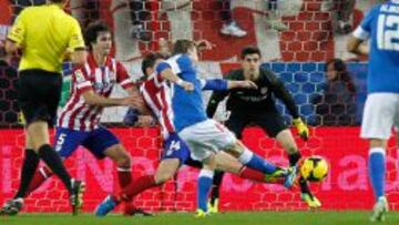 Gabi impidió a Muniain que conectase un remate en condiciones el pasado domingo. Los bilbaínos no pudieron probar a Courtois.