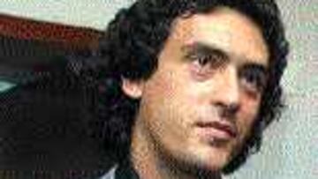 EL FINAL DE UNA CARRERA. López anunció ayer su marcha del fútbol profesional en un emotivo acto de despedida en el Calderón.