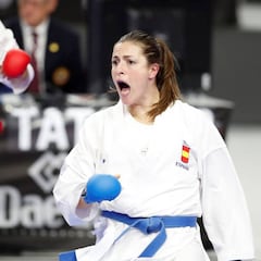 Las chicas salvan el honor clasificándose para el bronce