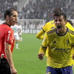 Marcos Mauro, objetivo para cerrar el eje de la defensa