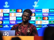Davinson Sánchez en rueda de prensa de Galatasaray.