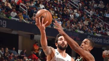 Ricky Rubio, base de Cleveland Cavaliers, ante Charlotte Hornets.