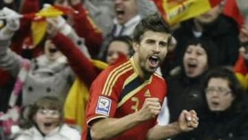 <b>DEBUT SOÑADO.</b> El defensa central de la selección española, Gerard Piqué, manifestó su satisfacción tras el triunfo de la selección española sobre Turquía y por su debut como goleador nacional.