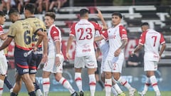 Óscar Cortés suma sus primeros minutos con Huracán de Argentina