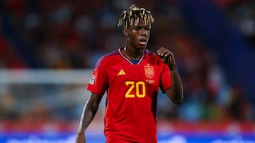 ZARAGOZA, SPAIN - SEPTEMBER 24: Nico Williams of Spain looks on during the UEFA Nations League League A Group 2 match between Spain and Switzerland at La Romareda on September 24, 2022 in Zaragoza, Spain. (Photo by Eric Alonso/Getty Images)