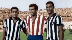 BRASILE&Ntilde;OS. Garrincha, Vav&aacute; (de rojiblanco) y Did&iacute;.