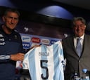 Bauza: "No voy a convencer a nadie, quiero escuchar a Messi"
