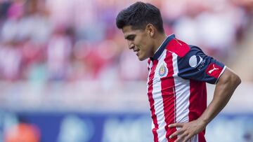 Jesús Sánchez en partido de Chivas en la Liga MX