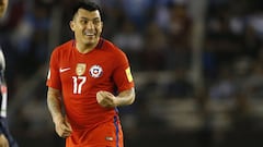 Futbol, Argentina vs Chile
 Eliminatorias al mundial de Rusia 2018
 El jugador de la seleccion chilena Gary Medel es fotografiado durante el partido de las clasificatorias al mundial de Rusia 2018 contra Argentina disputado en el estadio Monumental de Buenos Aires, Argenina.
 23/03/2017
 Andres Pina/Photosport
 *************
 
 Football, Argentina vs Chile
 Chile&#039;s player Gary Medel is pictured during the 2018 Russia World Cup qualification match against Argentina at the Monumental stadium in Buenos Aires, Argentina.
 23/03/2017
 Andres Pina/Photosport