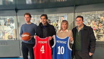 El Betis rinde homenaje a Petrovic