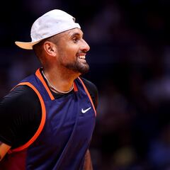Los Kites de Swiatek ganan a los Hawks de Kyrgios