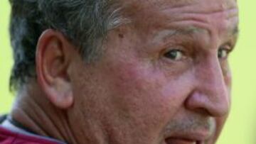 Zico al frente de la selección de Irak.