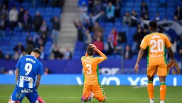 Edgar reacciona tras una acción del duelo.