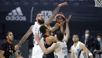 20/05/21 PARTIDO BALONCESTO 
 LIGA ACB LIGA ENDESA JORNADA 37
 REAL MADRID - RETABET BILBAO BASKET 
 VINCENT POIRIER  JAYLON BROWN  TRISTAN VUKCEVIC