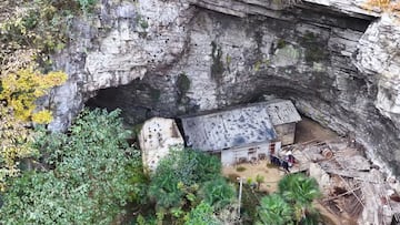 Casa oculta en una cueva en China