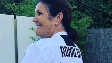 Dolores Aveiro es la propietaria de la primera camiseta de la Juventus de Cristiano Ronaldo.