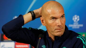 Zidane, en el alambre