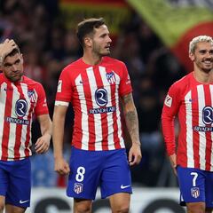 Javi Galán se estrena como titular, Savic vuelve al once