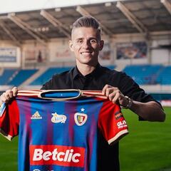 Kadzior se vuelve a su país