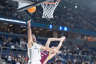 El Madrid pasa de ganar por 26 al Lleida a pedir la hora