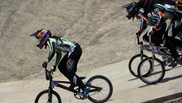 Mariana Pajón y Carlos Mario Oquendo lideran Mundial de BMX