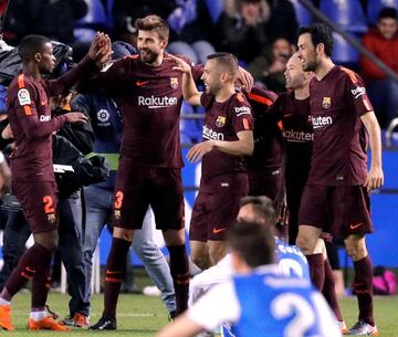 Deportivo de la Coruña 2-4 Barcelona | El equipo de Valverde hizo los deberes en Riazor, gracias al gol de Coutinho y a otro hat-trick de Messi, y logra su 25ª Liga, la séptima en la última década.