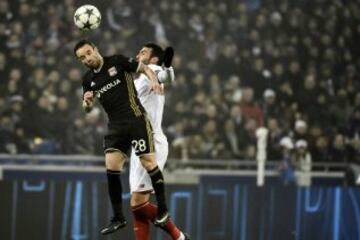 Mathieu Valbuena Y Vicente Iborra.