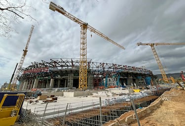 Las previsiones de Limak, la constructora que está al mando de la remodelación, se han visto superadas por la realidad.